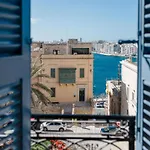 Independence Malta アパート