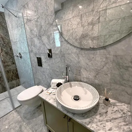 Independence Malta Apartments 公寓