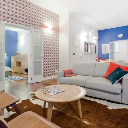 Independence Malta * バレッタ