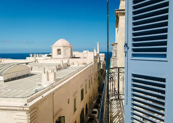 Independence Malta *