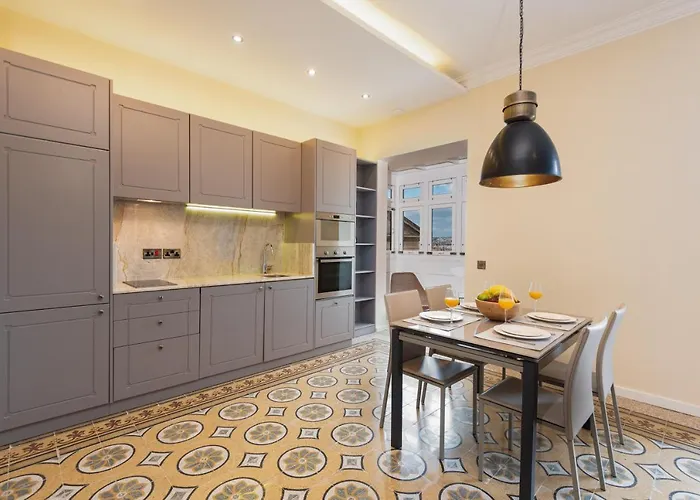 Independence Malta La Valletta